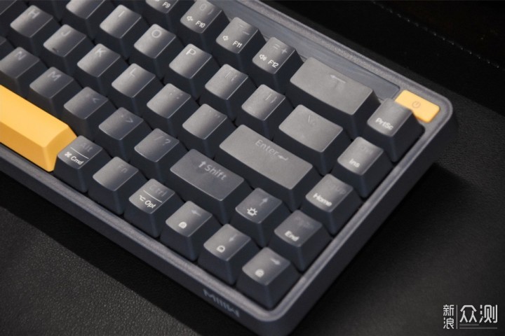选到了！68键位更小巧， 米物Z680C机械键盘_新浪众测