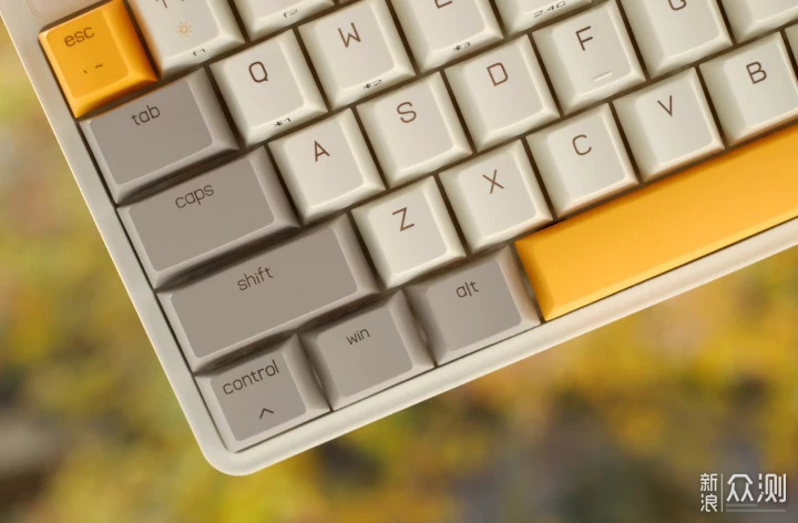 秋天的第一把键盘－米物ART机械键盘体验_新浪众测