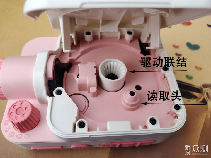 趣学伴故事放映机-学龄前的第一任老师_新浪众测