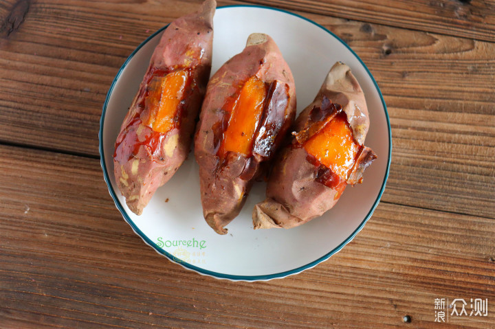 烤红薯掌握3个技巧，软糯香甜，越吃越香_新浪众测