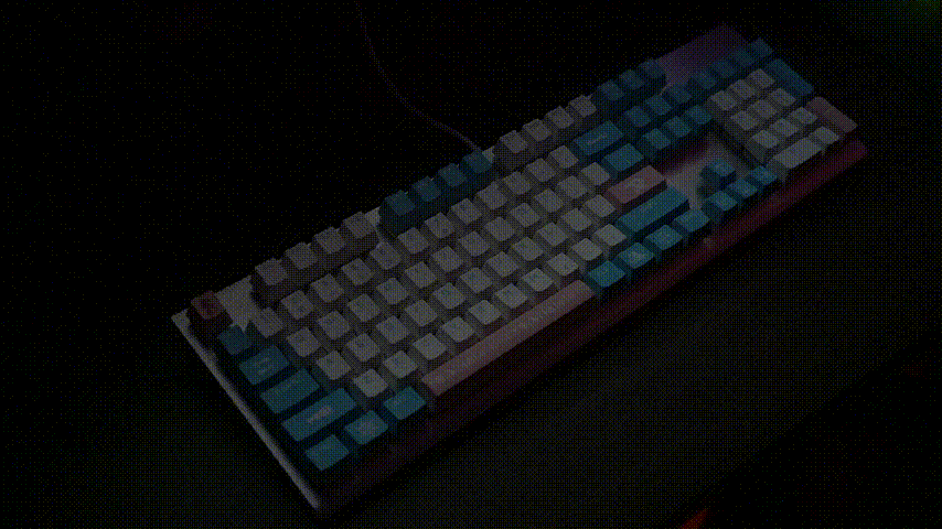 有点好看——美商海盗船微甜之空RGB机械键盘_新浪众测