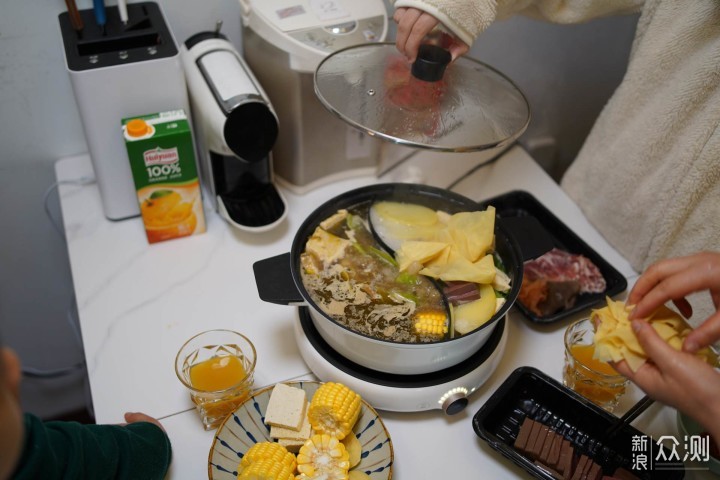 知吾煮鸳鸯锅实在妙啊！火锅才是季节的美食_新浪众测