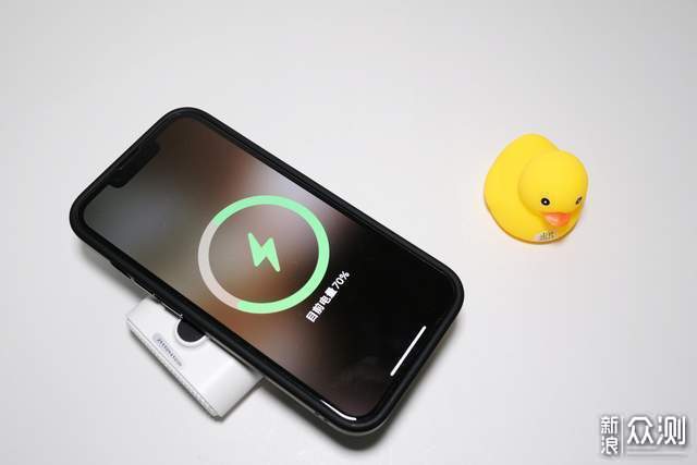 新iPhone无电量焦虑的秘密-iWalk咔嗒宝充电宝_新浪众测