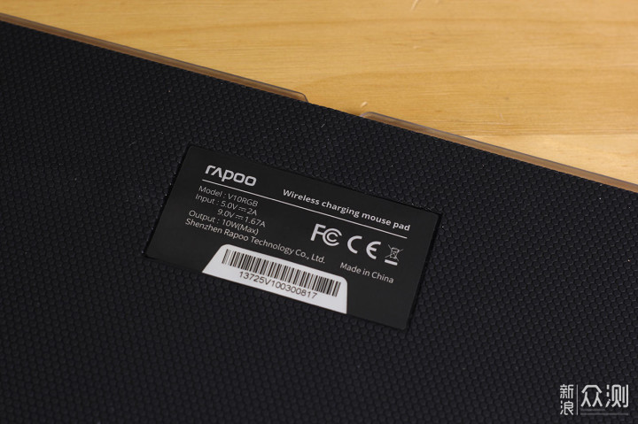 桌面好物，我的第一个RGB鼠标垫—雷柏V10RGB_新浪众测