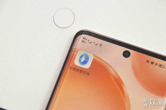 流畅看8K电影 全方位WIFI6覆盖-荣耀路由4评测_新浪众测