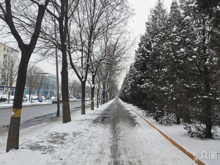 二月飘雪，用手机记录赶在节日前的浪漫_新浪众测