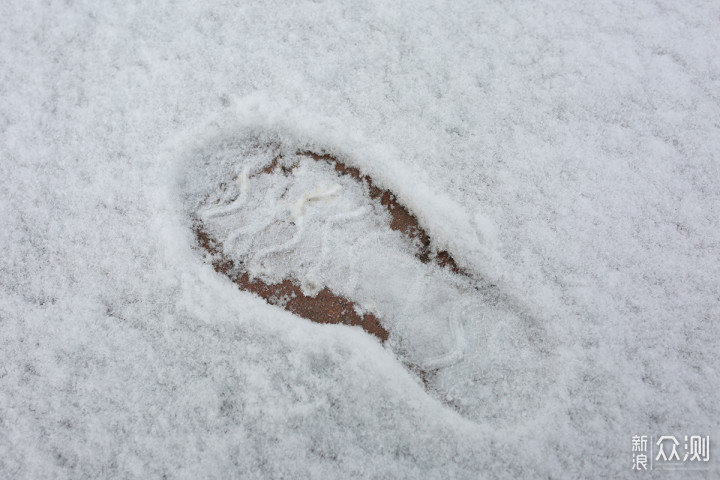 二月飘雪，用手机记录赶在节日前的浪漫_新浪众测