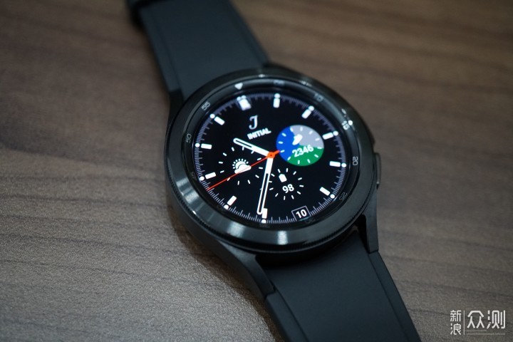 配置系统焕新三星galaxywatch4classic