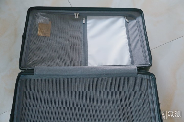 地平线8号大旅行家行李箱，颜值与实力并存_新浪众测