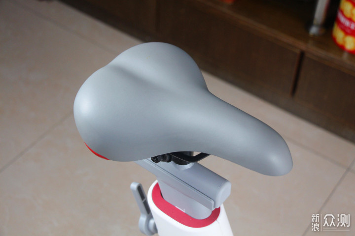 野小兽小白驹速燃单车只需7分钟实现速燃减脂_新浪众测