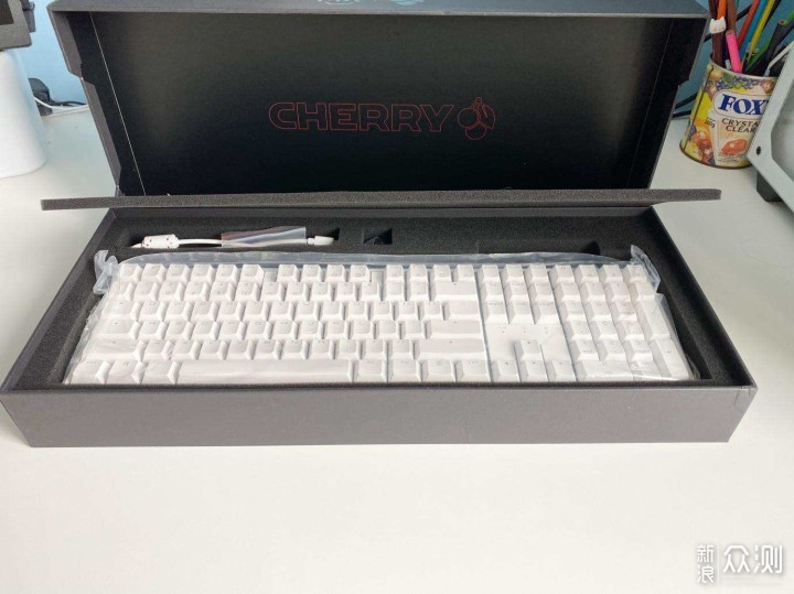 手感果然好，CHERRY原厂首款三模无线机械键盘_新浪众测