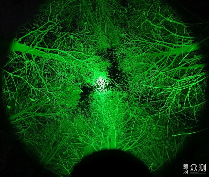 红白绿三色变光狩猎手电CYANSKY H5_新浪众测