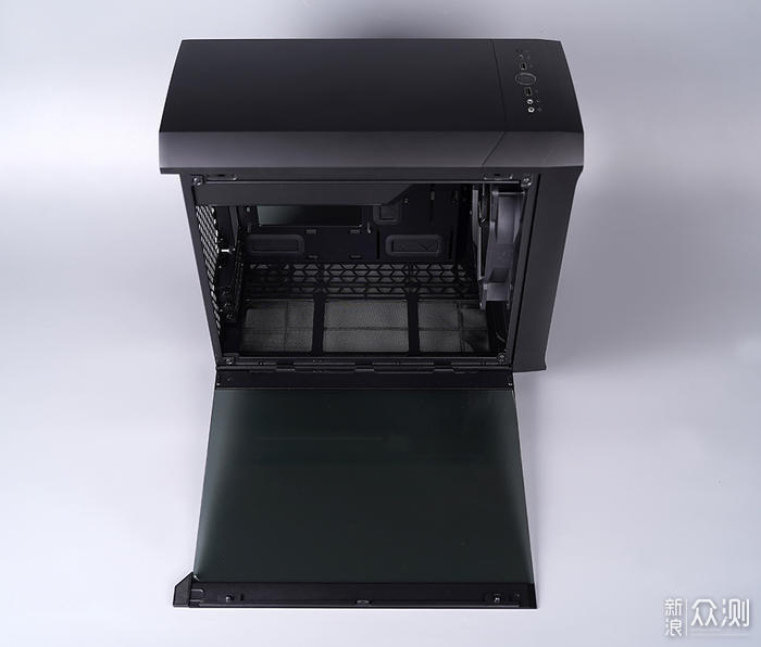 Fractal Design Torrent NANO 装机展示_新浪众测