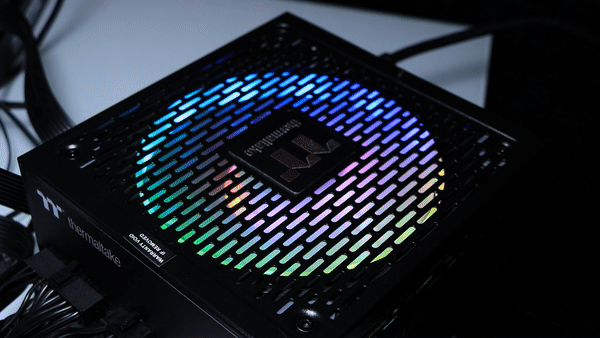 RGB 金牌电源,TT TOUGHPOWER GF1 ARGB 750W_新浪众测