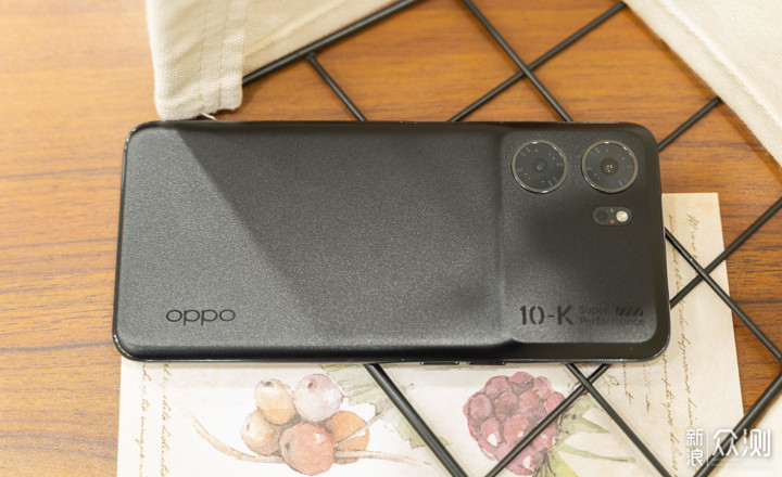 OPPO K10评测，高素质娱乐选OPPO“对K套装”_新浪众测