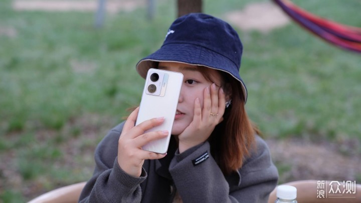 高跑分、大内存，vivo S15e性能颜值打破行规_新浪众测