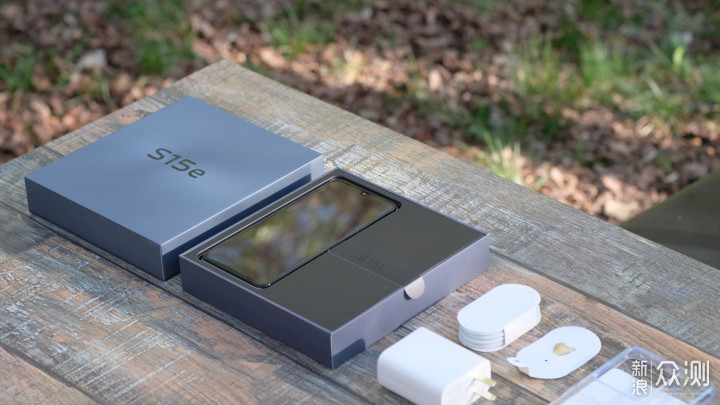 高跑分、大内存，vivo S15e性能颜值打破行规_新浪众测