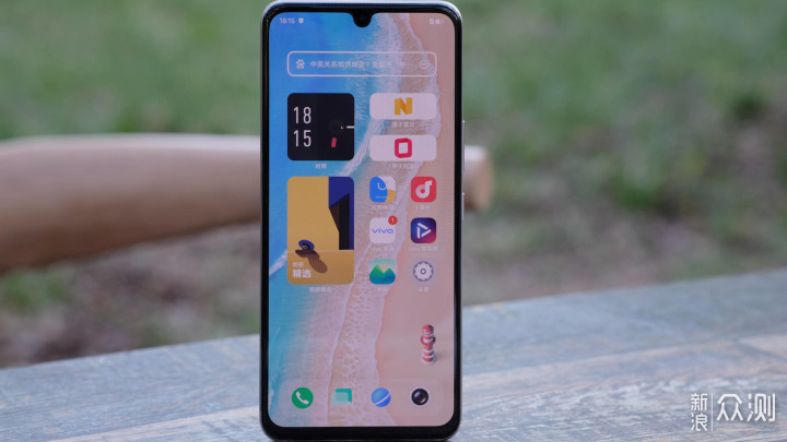 高跑分、大内存，vivo S15e性能颜值打破行规_新浪众测