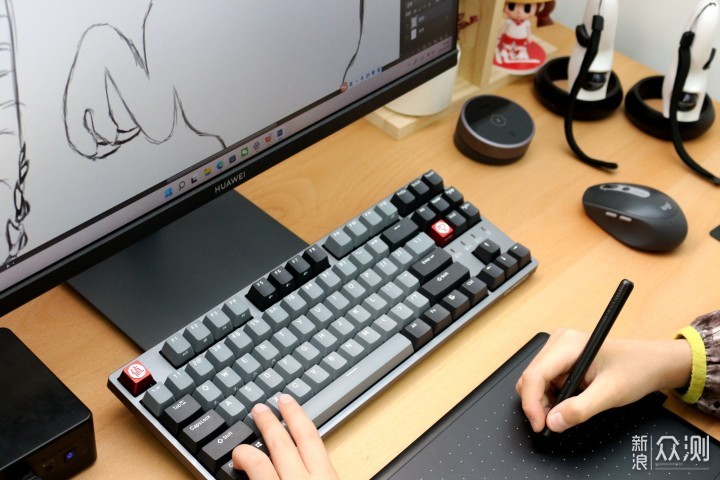 杜伽K320W三模机械键盘樱桃静音红轴款，好用_新浪众测