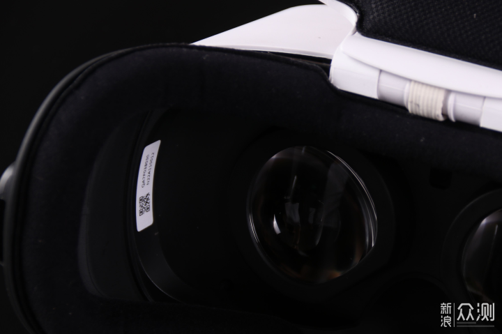 奇遇Dream Pro VR一体机，打造专属家庭影院_新浪众测