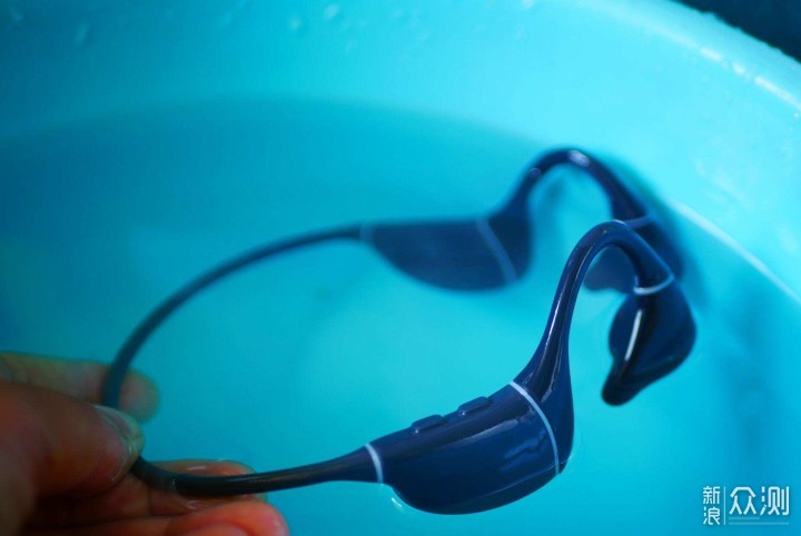IPX8专业级防水！南卡Pro3骨传导耳机做到了_新浪众测