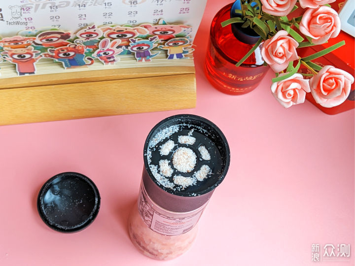 喜马拉雅玫瑰盐，自带研磨器，一物多用的好物_新浪众测