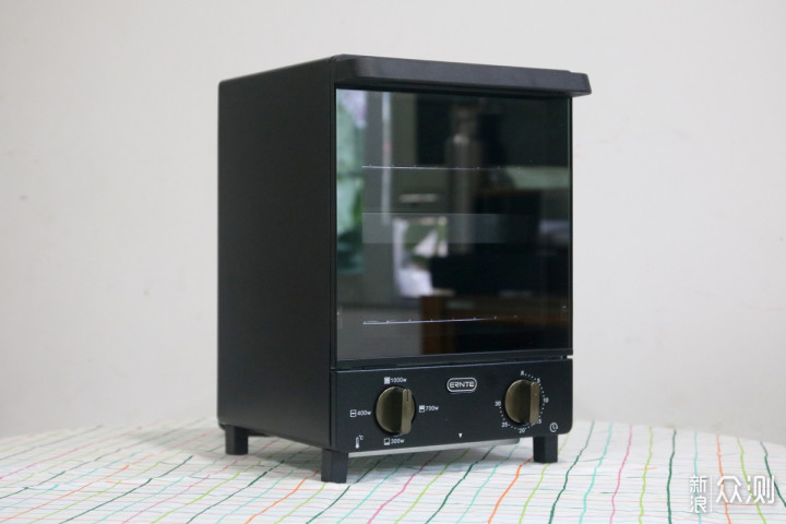 ERNTE黑金烤箱：轻松让小白快速上手高级烘焙_新浪众测