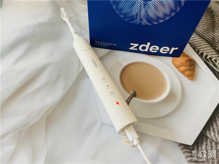 开启刷牙新世界-左点（Zdeer）电动牙刷_新浪众测