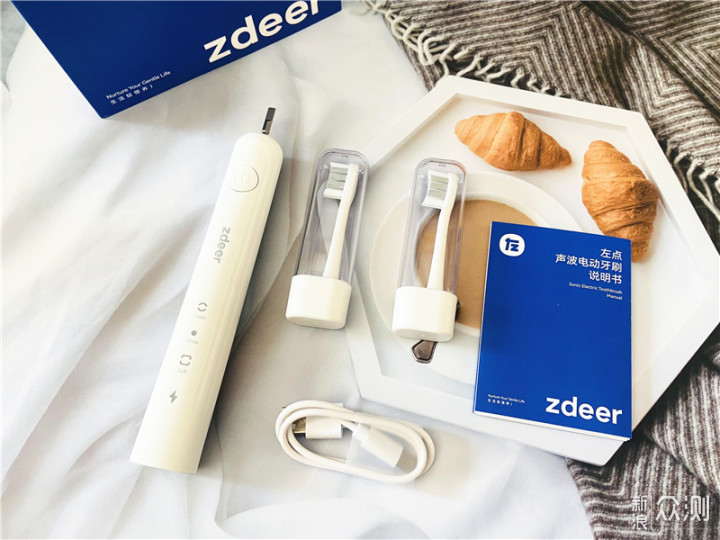 开启刷牙新世界-左点（Zdeer）电动牙刷_新浪众测