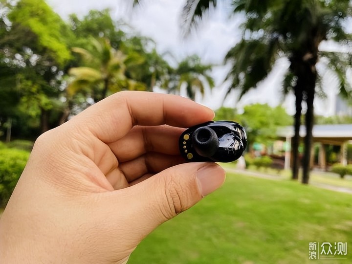 舒尔Aonic Free体验:量身“定制”,畅享音乐_新浪众测