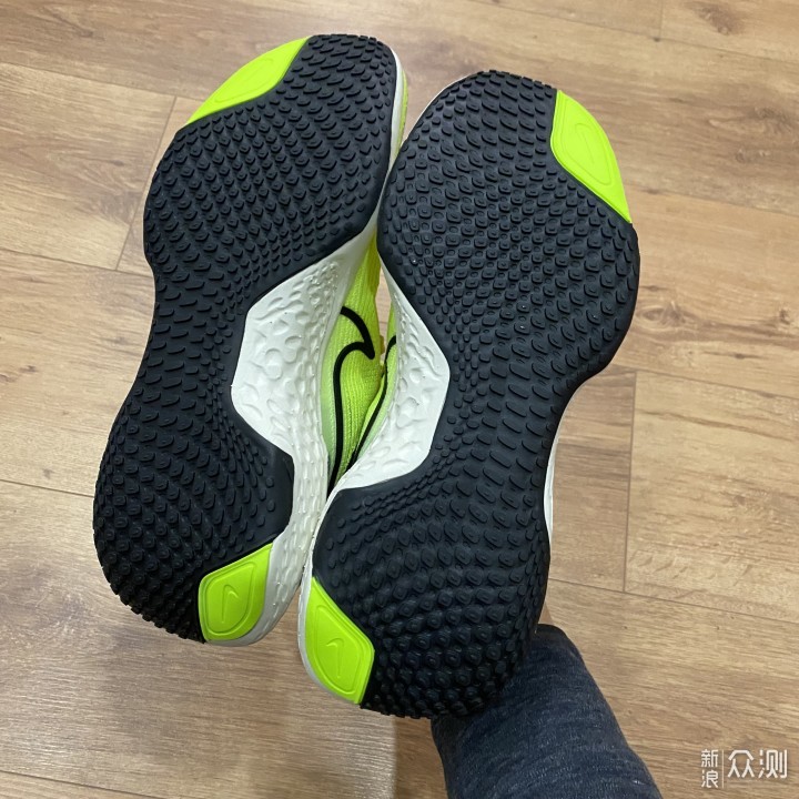 全掌ZoomX怎么样？Nike ZoomX Invincible FK_新浪众测