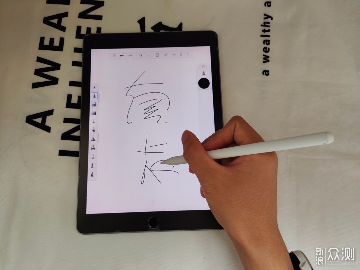买iPad必须有一个好搭档，南卡 Pencil体验！_新浪众测