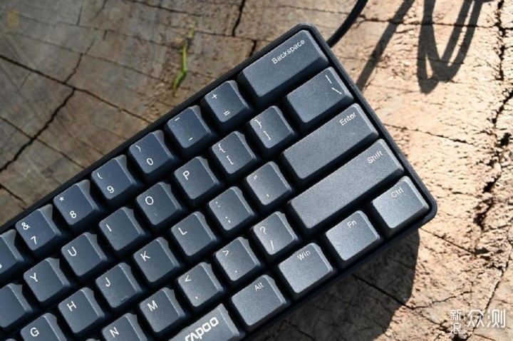 一款舒适耐用的键盘大大提升打字游戏操作体验_新浪众测
