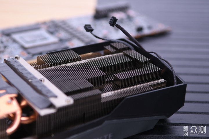 为什么AMD 5950X + RX6900XT值得推荐？_新浪众测