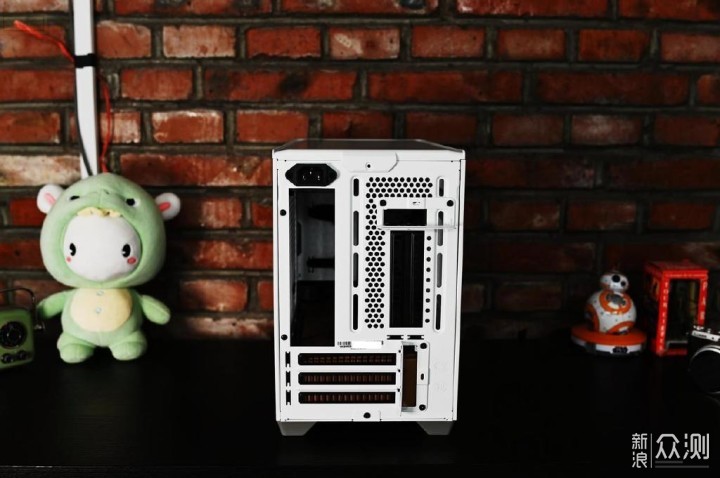 酷冷魔方NR200P装机体验：比同类产品更柔顺_新浪众测