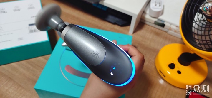 专属随身按摩师，SKG F7按摩筋膜枪初体验_新浪众测