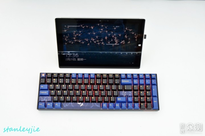 全面的键盘 新贵GM1000 三模机械键盘_新浪众测