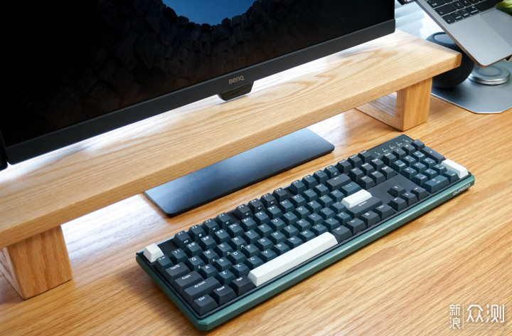 杜伽K610w机械键盘：可高度定制的多模键盘_新浪众测