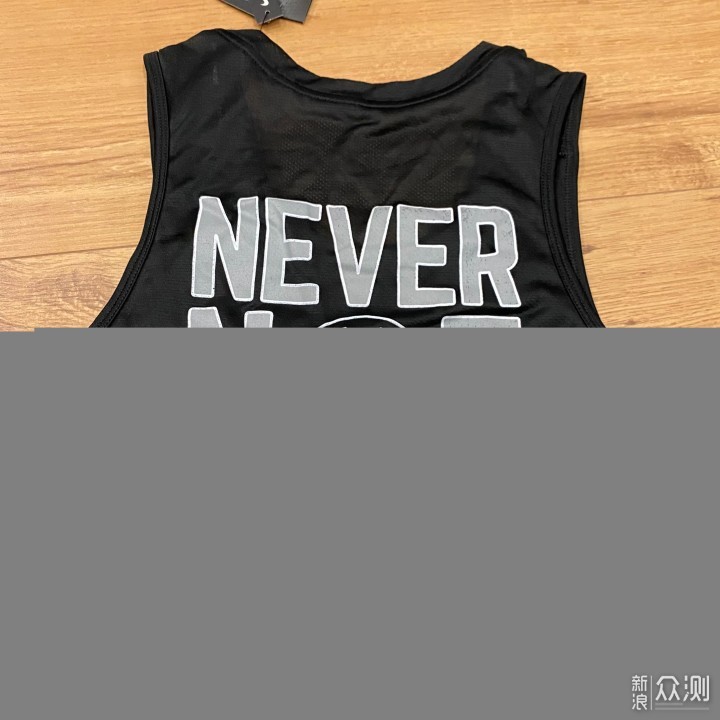 Never Not Running！Nike Miler 跑步背心_新浪众测