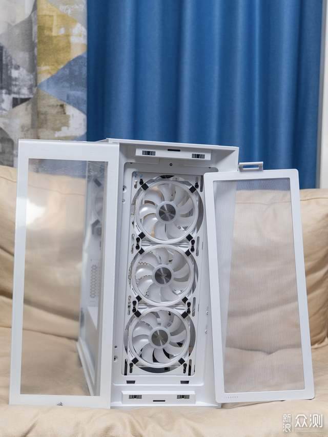 中塔机箱！美商海盗船5000X极地白机箱上手_新浪众测