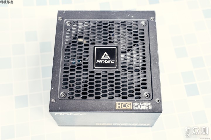 中塔机箱！美商海盗船5000X极地白机箱上手_新浪众测