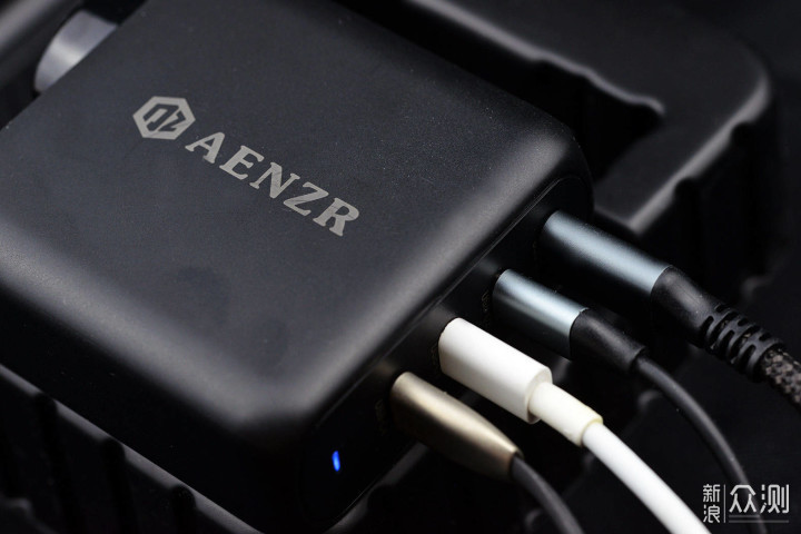 充电慢的解决办法 AENZR130W氮化镓四口充电器_新浪众测