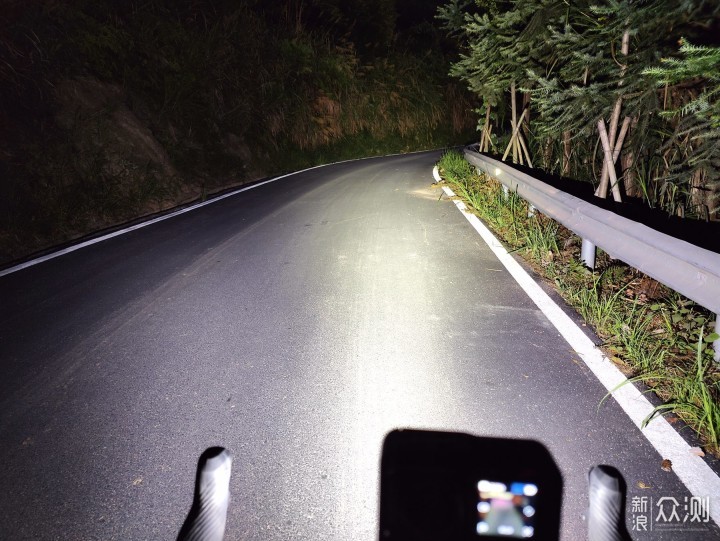 前行的路一片光明，夜骑好车灯：迈极炫RN3000_新浪众测