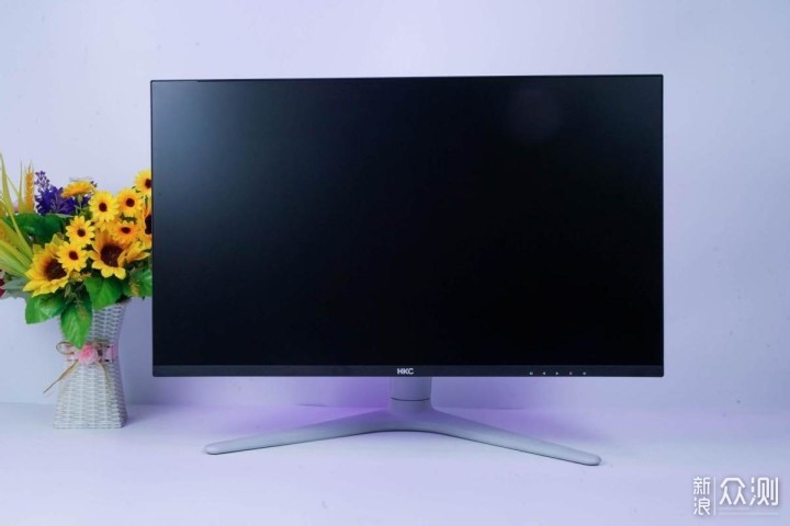 MiniLED+2K+165Hz，这台HKC PG271Q性价比真高_新浪众测