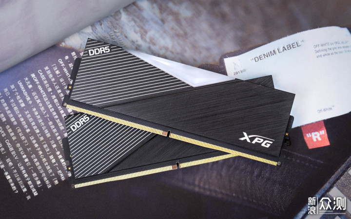电压不锁可玩性高——XPG龙耀DDR5 使用体验_新浪众测