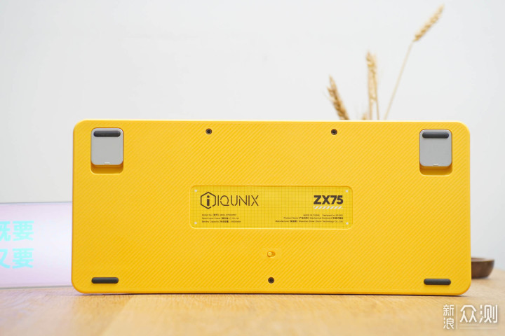 IQUNIX ZX75重力波—设计感十足，精致感满分_新浪众测