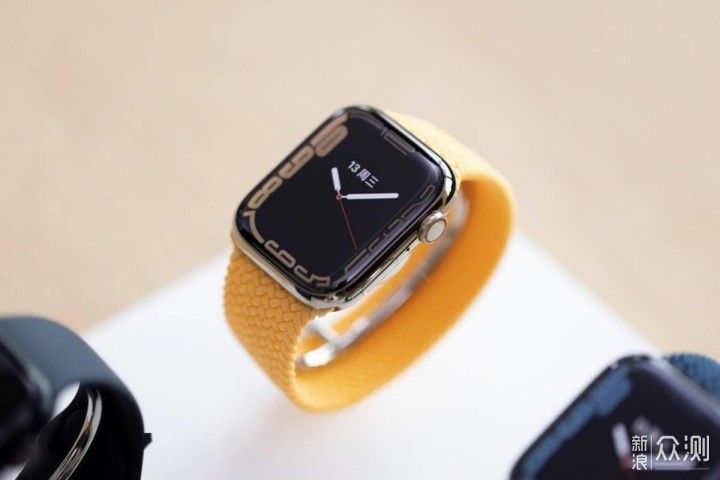 重新认识Apple Watch Series 7：选择它不错_新浪众测