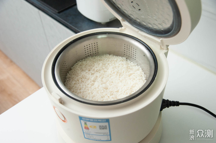 低糖低碳沥米饭 德国蓝宝家用蒸汽米汤电饭煲_新浪众测