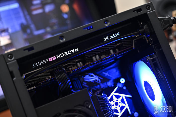 体积小玩法多——ROG B660I+银欣SG16装机秀_新浪众测