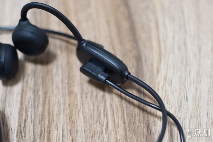减少耳部压力,提高通话质量,南卡骨传导耳机_新浪众测
